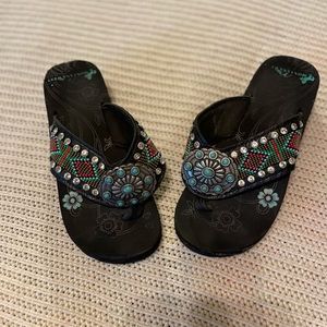Montana West Platform Flip Flops, Size 8